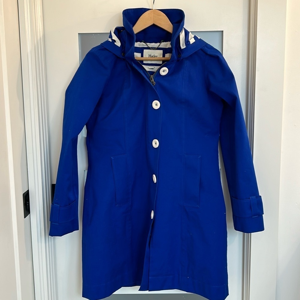 Woman’s Hatley Trench Blue Coat Size 10